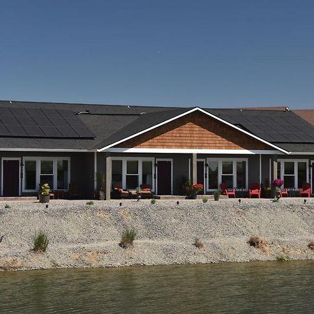 Zillah Lakes Inn Экстерьер фото